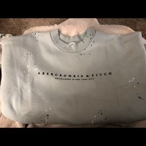 crew neck sweatshirt